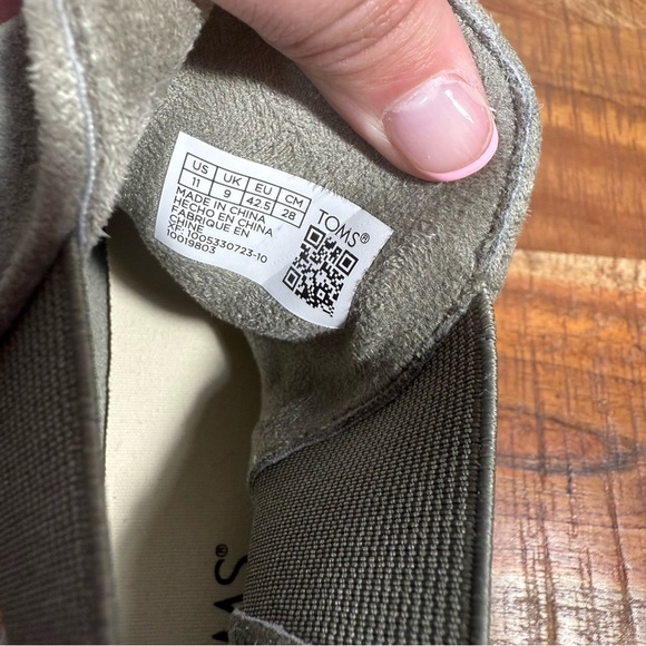 Tom’s Gray/Green Suede Fenix Boots, Women’s 11 - Picture 9 of 9